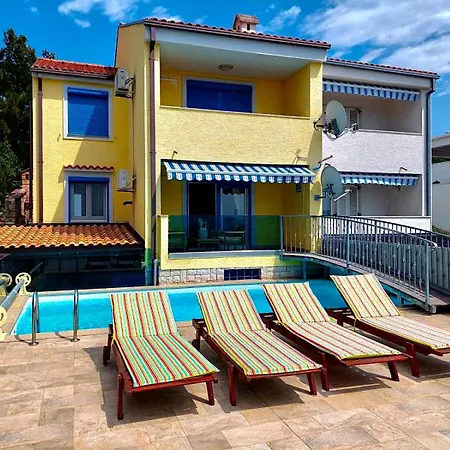 Marijana Apartment Klenovica